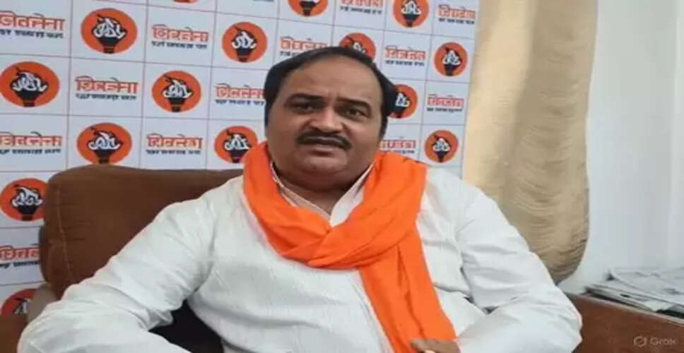 मुंबई में कांग्रेस का कोई वजूद नहीं, वो सिर्फ टूरिस्ट पार्टी है: आनंद दुबे