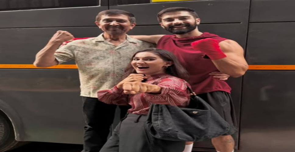 बॉक्सर 'राका' के अवतार में बेटे को देख पिता हुए गदगद