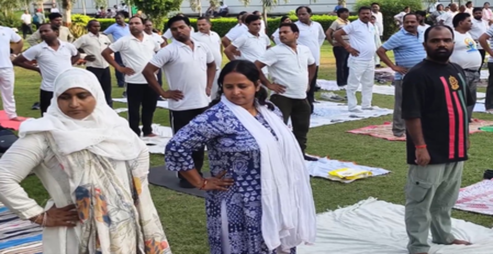 प्रयागराज में योग सप्ताह की शुरुआत, कंपनी बाग में पूरा हफ्ता किया जाएगा योगाभ्यास