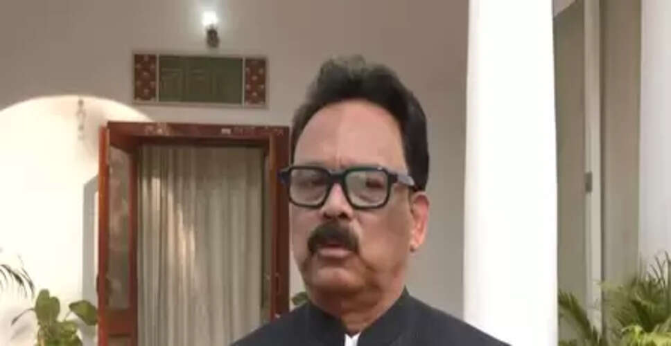 'राहुल गांधी की बातें मनोबल बढ़ाती है', संसद भवन में कांग्रेस सांसदों की बैठक पर बोले सुखदेव भगत