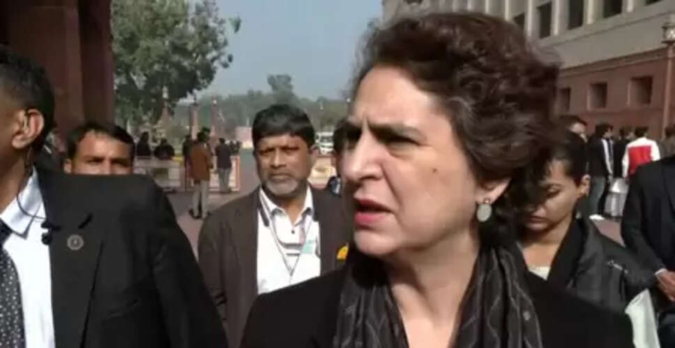 कांग्रेस के मंच से पीएम मोदी पर नहीं की गई कोई अमर्यादित टिप्पणी : प्रियंका गांधी वाड्रा