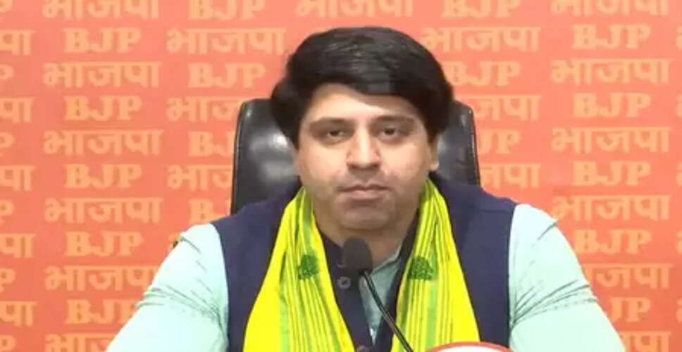 राहुल गांधी विदेश में जाकर गलत बयान देकर भारत को कर रहे बदनाम: शहजाद पूनावाला