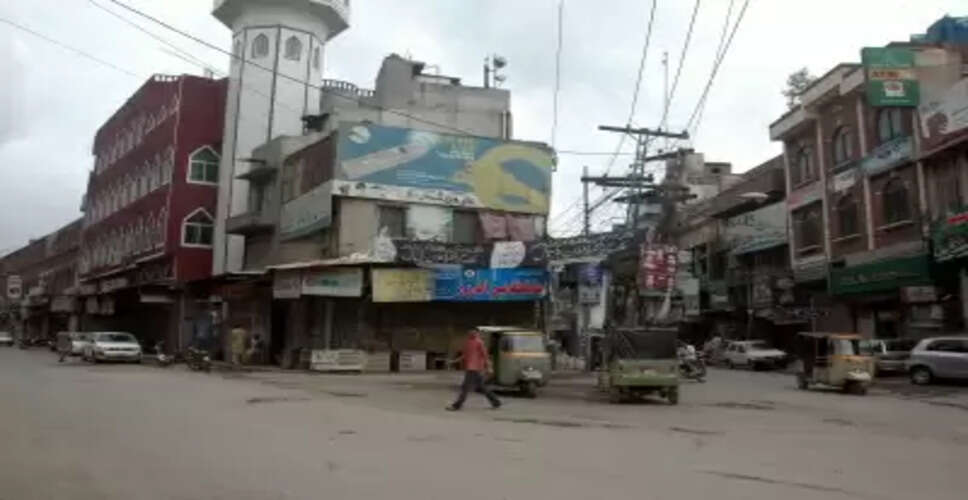 पाकिस्तान में कानूनी सिस्टम तोड़ रहा दम, हवाला से क्रिप्टो तक का बढ़ रहा जाल