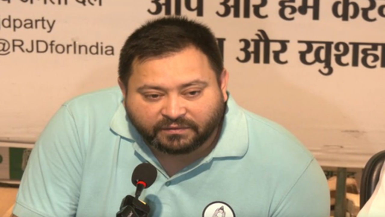 तेजस्वी यादव का सरकार पर निशाना, बोले- बिहार का खजाना खाली, वेतन-पेंशन देने तक के पैसे नहीं