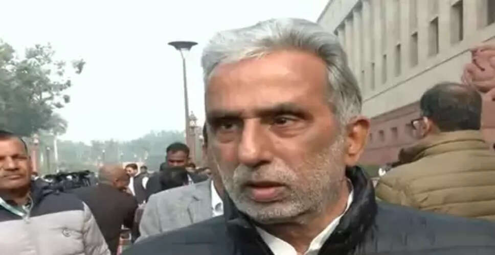 केंद्र सरकार महात्मा गांधी के दिखाए रास्ते पर चल रही है : कृष्ण पाल गुर्जर