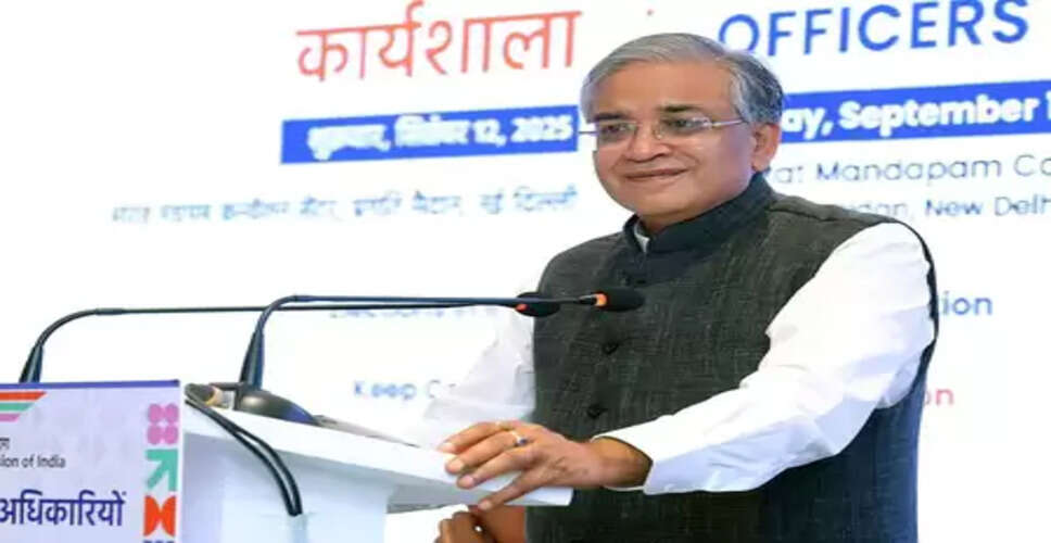 ईसीआई ने बिहार चुनाव के लिए केंद्रीय पर्यवेक्षकों को दी जानकारी, दिए ये निर्देश