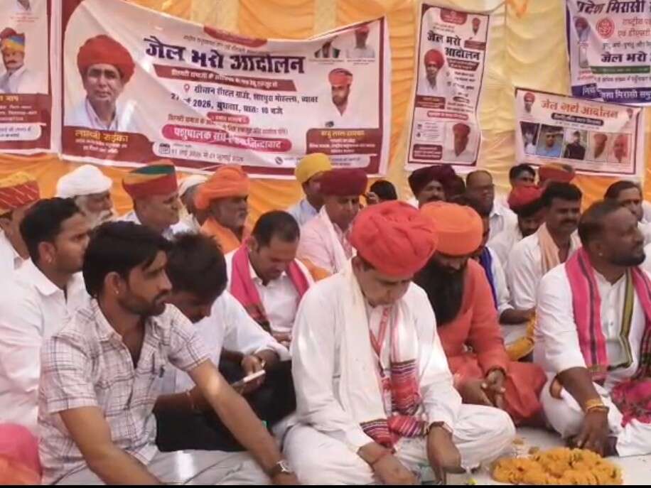 ब्यावर में ‘जेल भरो आंदोलन’ से गरमाई सियासत, वीडियो में देंखे 11 सूत्रीय मांगों को लेकर सड़कों पर उतरे पशुपालक और DNT समाज
