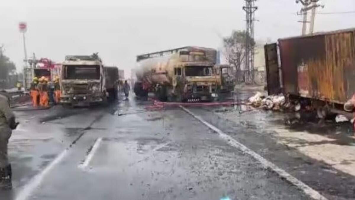 जयपुर में बोलेरो और एम्बुलेंस की भीषण टक्कर, एक्सक्लूसिव फुटेज में देंखे 7 लोग घायल