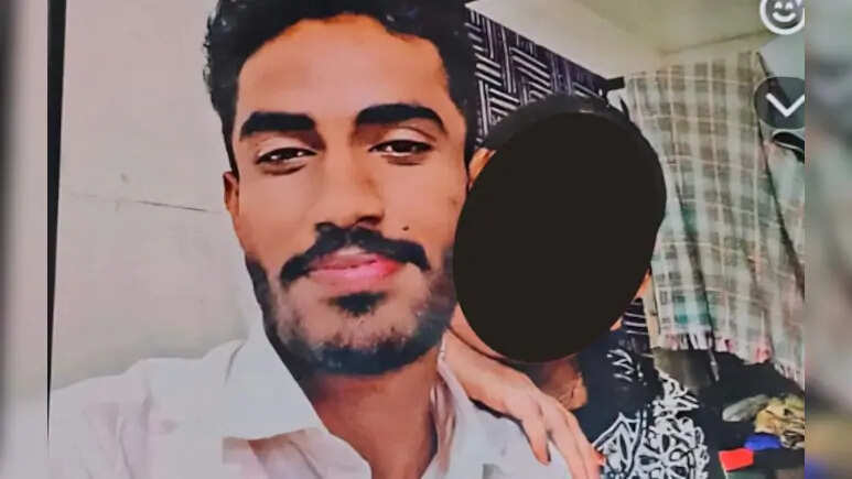 कोई बात नहीं मेरी जान, लिखकर युवक फांसी पर झूला, डेढ़ महीने बाद अलमारी में मिला सुसाइड नोट