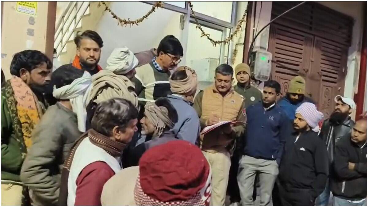 धौलपुर के भारत हॉस्पिटल में लात, घूंसे, थप्पड़ से डॉक्टर की पिटाई, परिजनों ने मारने के लिए हेलमेट-कुर्सी उठाई