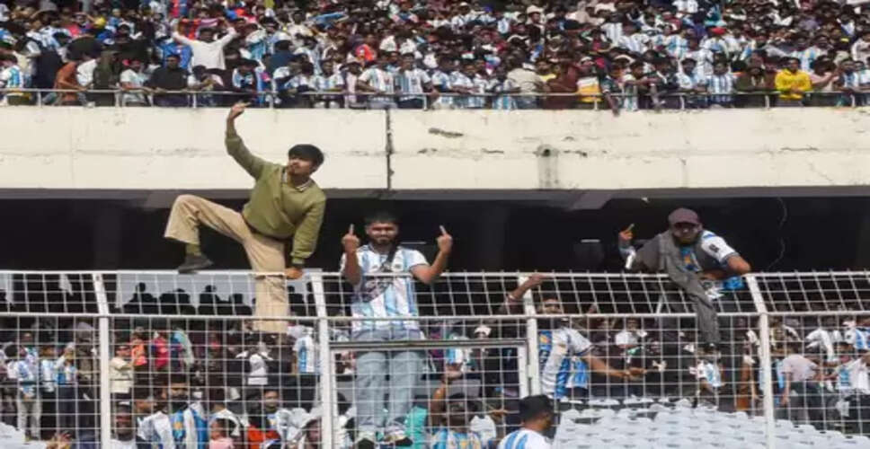 लियोनल मेसी इवेंट मामला: कलकत्ता हाईकोर्ट ने बंगाल सरकार को सोमवार तक रिपोर्ट जमा करने का निर्देश दिया