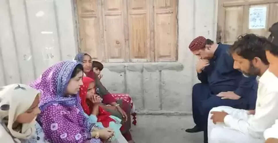 पाकिस्तान में सिंधियों के खिलाफ &lsquo;जड़ जमा चुका पूर्वाग्रह&rsquo;, रिपोर्ट में खुलासा