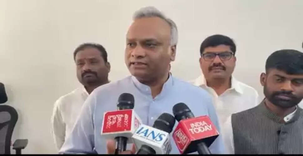 बेंगलुरु में बांग्लादेशी घुसपैठियों की मौजूदगी का आधार क्या है? प्रियंक खड़गे ने भाजपा से पूछा सवाल