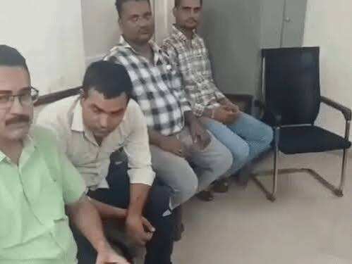 कोटा में ACB की बड़ी कार्रवाई: एक्सक्लूसिव वीडियो में देंखे पुलिस कॉन्स्टेबल 7 हजार की रिश्वत लेते रंगे हाथ गिरफ्तार, थाने में मचा हड़कंप