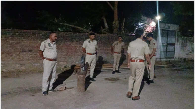 चौमूं में पेयजल बोरिंग को लेकर दो समुदायों में तनाव, SHO की सूझबूझ से टला विवाद