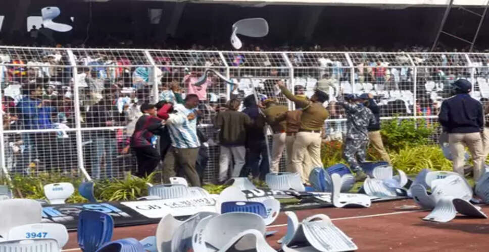 मेसी के इवेंट में तोड़फोड़, पश्चिम बंगाल के खेल मंत्री ने पद से इस्तीफा दिया