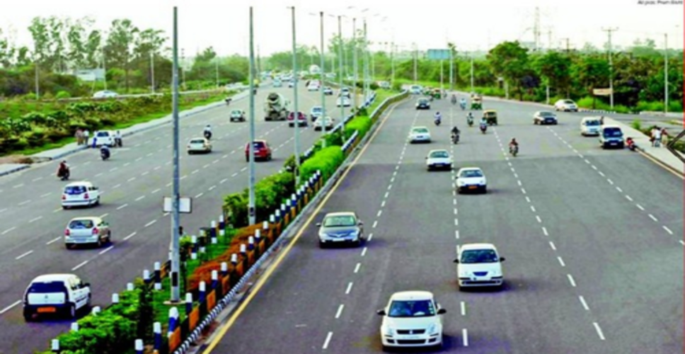 ट्रैफिक एडवाइजरी: दिल्ली में इन रास्तों पर रहेगी पाबंदी, पहले से बना लें योजना