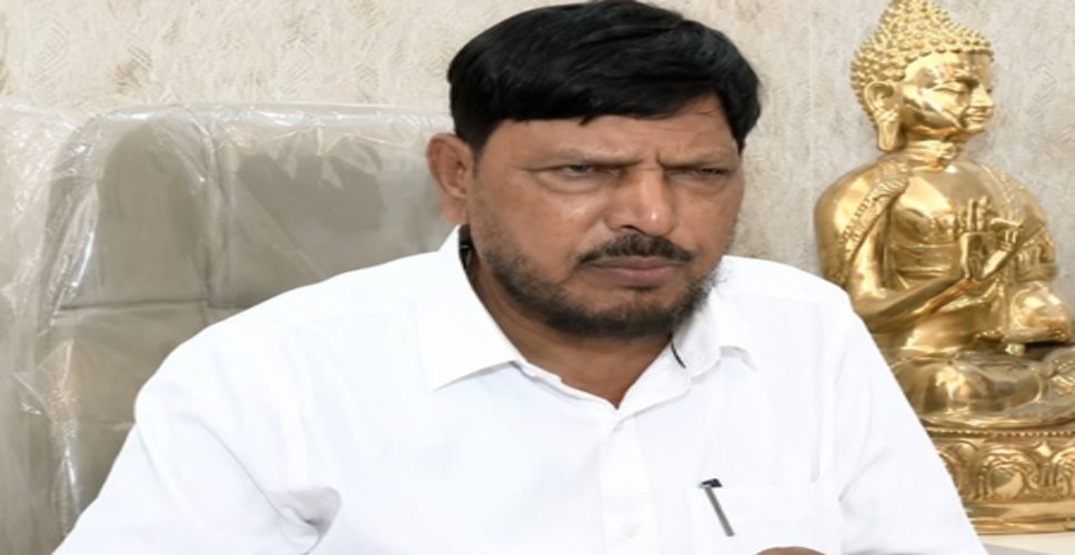 राहुल गांधी की भविष्यवाणी पर रामदास आठवले का तंज, '2029 में भी नरेंद्र मोदी ही बनेंगे प्रधानमंत्री'