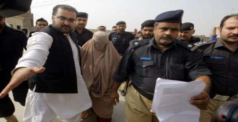 पाकिस्तान: क्वेटा में अफगान नागरिकों को मकान किराए पर देने पर मकान मालिक और दुकानदार गिरफ्तार