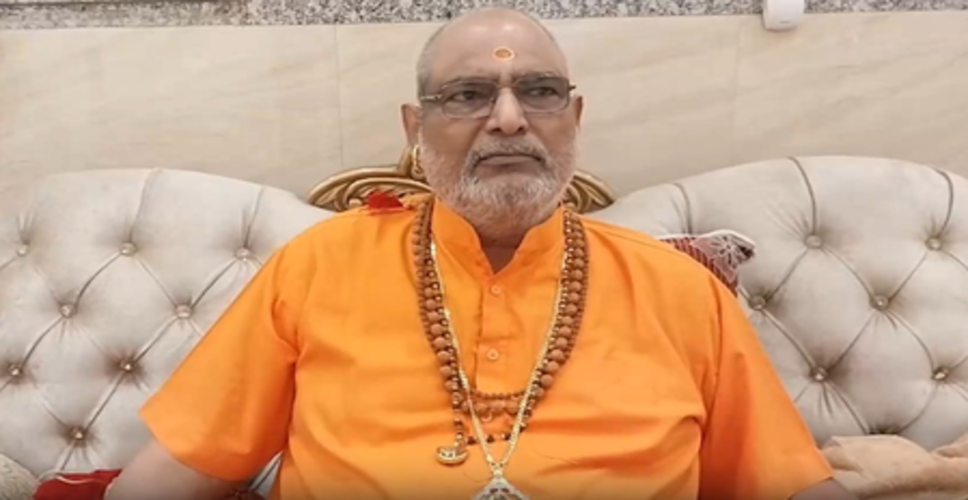 कालकाजी मंदिर मार्ग में गंदगी और अतिक्रमण से श्रद्धालुओं की भावना आहत: महंत सुरेंद्रनाथ अवधूत