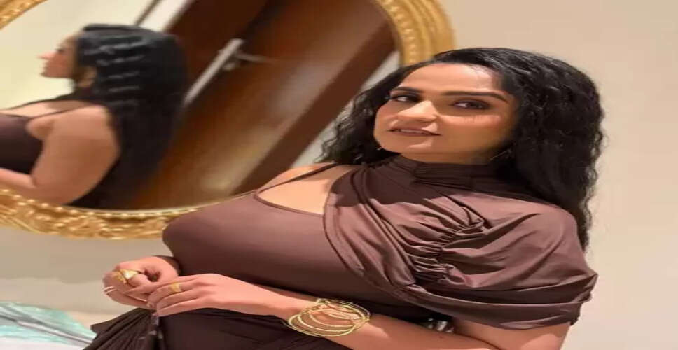 'जस्सी वेड्स जस्सी' का नया गाना 'इश्क ए देसी' निस्वार्थ प्यार को समर्पित : असीस कौर