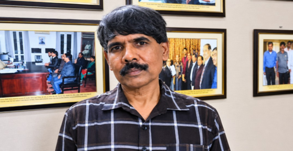 'लोगों को बिजली नहीं मिल रही, फिर भी बढ़ा दिया सरचार्ज', विद्युत उपभोक्ता परिषद अध्यक्ष अवधेश कुमार वर्मा