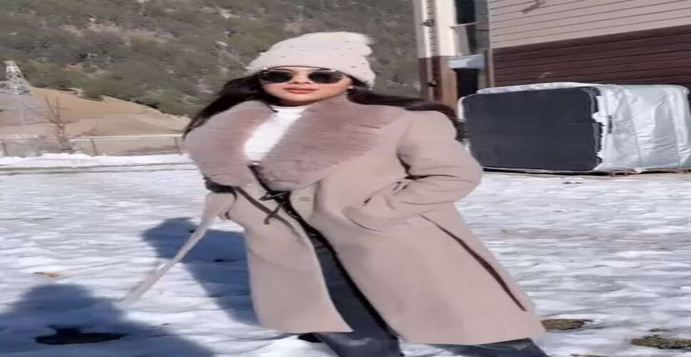 कश्मीर में शूटिंग से उत्साहित निहारिका चौकसे, बोलीं- 'अनु-आर्य का प्रपोजल सीक्वेंस होगा यादगार'