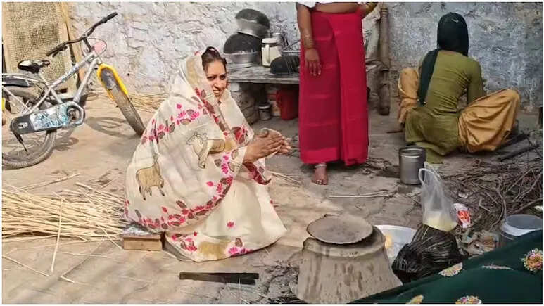 डीग के दौरे में नेता प्रतिपक्ष की पत्नी का सरल और मानवीय रूप, ग्रामीणों का जीता दिल