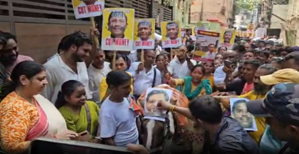 भ्रष्टाचार और जबरन वसूली के खिलाफ कोलकाता में भाजपा का प्रदर्शन, ईडी-सीबीआई जांच की मांग