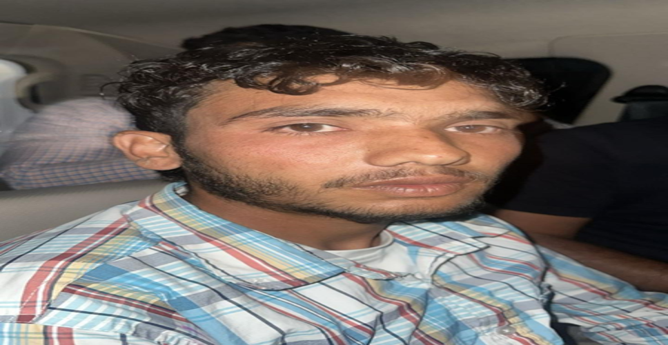 अमृतसर पुलिस ने आईईडी और अन्य संदिग्ध सामग्री के साथ एक युवक को किया गिरफ्तार