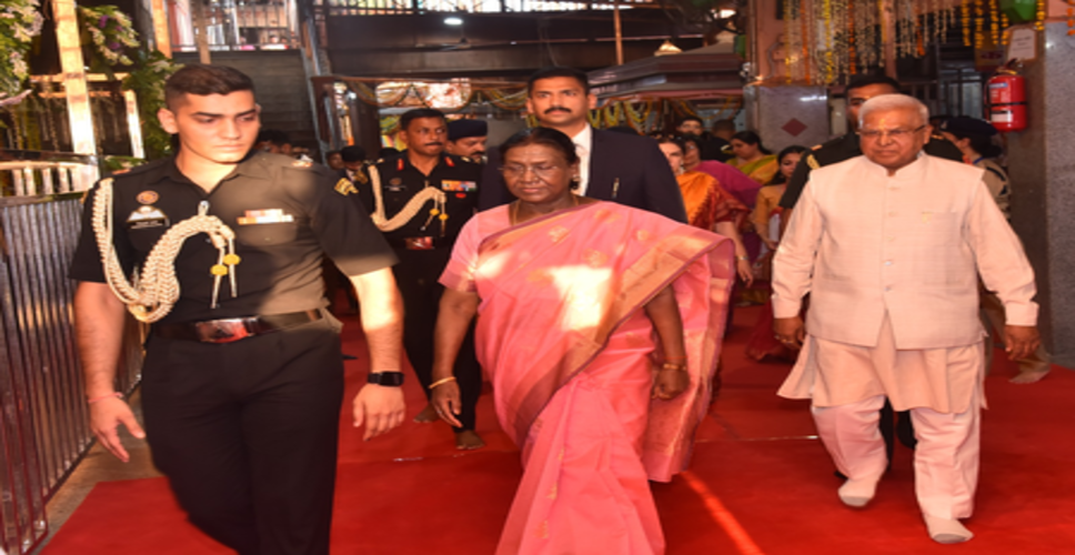 ओंकारेश्वर आगमन पर राष्ट्रपति द्रौपदी मुर्मु का स्वागत, ज्योतिर्लिंग के किए दर्शन
