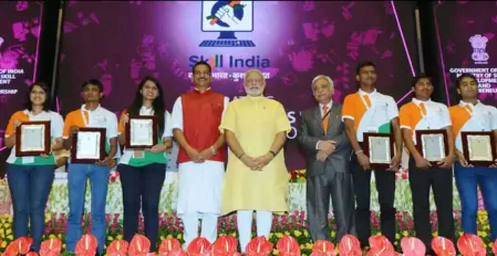 गुजरात ने दिखाया रास्ता, 'स्किल इंडिया मिशन' बना देश का गौरव