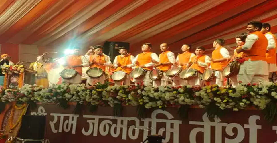 भक्ति, भाव और उत्सव में डूबी अयोध्या: प्रतिष्ठा द्वादशी पर मानस, कथा और ढोल-नाद से गूंजी रामनगरी