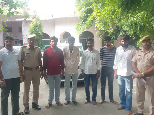 दौसा में ‘ऑपरेशन चक्रव्यूह’ के तहत बड़ी कार्रवाई, 33 लाख की स्मैक के साथ 5 तस्कर गिरफ्तार