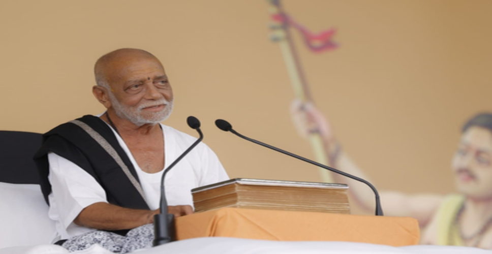 केन्या गर्ल्स हॉस्टल में आग लगने की वजह से 16 लड़कियों की मौत, मोरारी बापू ने जताया शोक, मदद का किया ऐलान