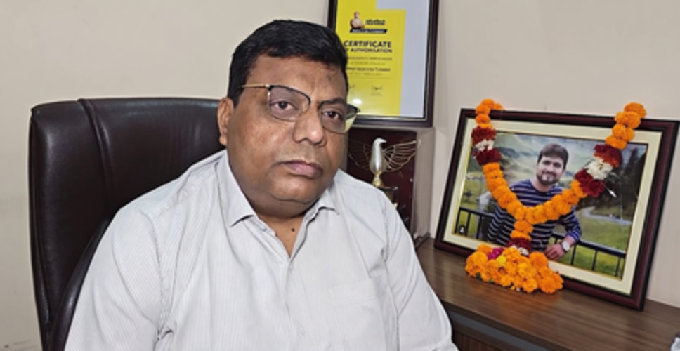 पहलगाम हमले की बरसी पर कानपुर के शुभम द्विवेदी का परिवार आज भी दर्द में डूबा