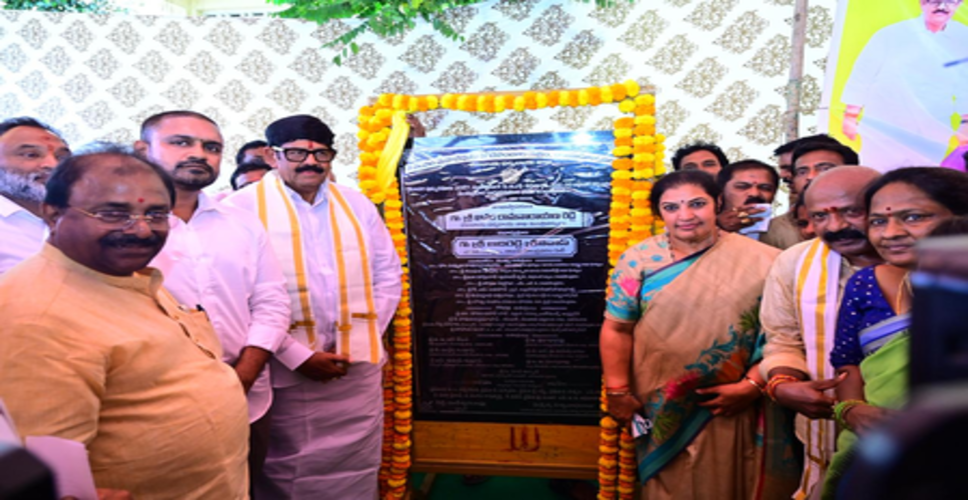 आंध्र प्रदेश में गोदावरी पुष्करालु उत्सव की तैयारी तेज, मंत्री ने विभिन्न कार्यों की रखी आधारशिला