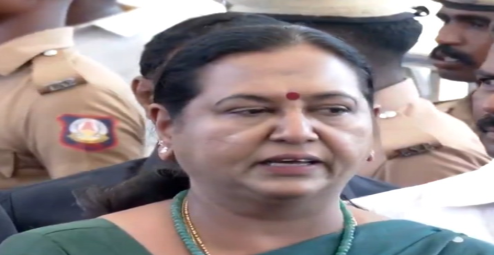 ज्योतिषी रतन पंडित की सरकारी नियुक्ति रद्द करने के सीएम विजय के फैसले का डीएमडीके ने किया स्वागत