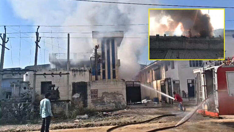 भिवाड़ी में गैस सिलेंडर लीकेज से बड़ा हादसा, वीडियो में देंखे एक ही परिवार के 7 लोग झुलसे; सभी अस्पताल रेफर