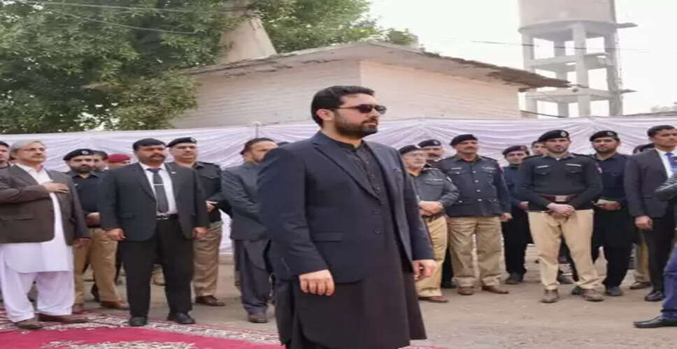 पाकिस्तान की एंटी-टेररिज्म कोर्ट ने केपी के सीएम अफरीदी को भगोड़ा घोषित किया