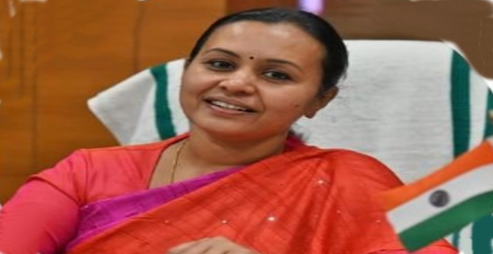 कन्नूर रेलवे स्टेशन पर प्रदर्शन में केरल की स्वास्थ्य मंत्री वीना जॉर्ज घायल, सीएम ने की निंदा