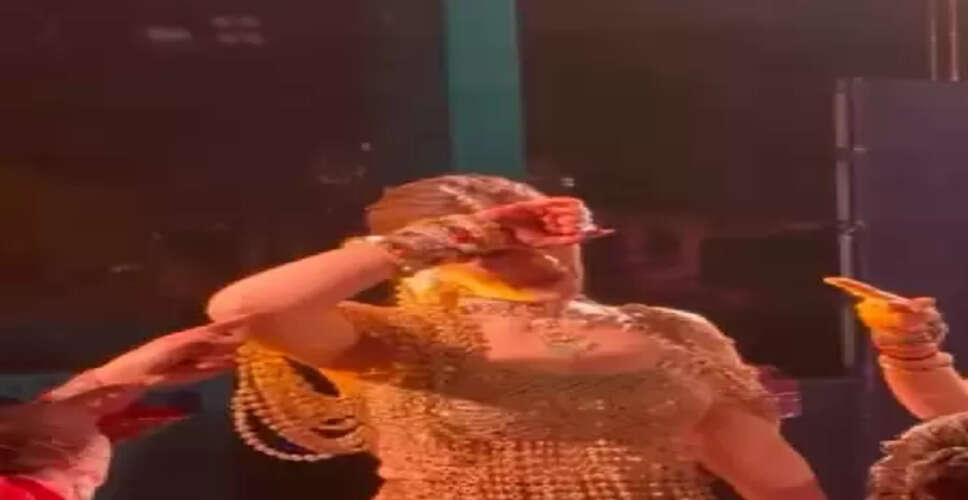 बहन नूपुर सेनन की हल्दी और संगीत रस्म में जमकर नाचीं कृति सेनन