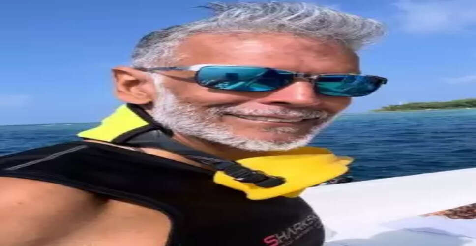 फिटनेस आइकॉन मिलिंद सोमन को अंकिता कोंवर ने दी जन्मदिन की शुभकामनाएं