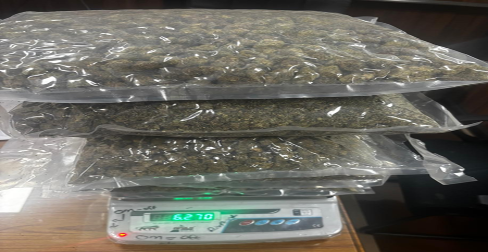 अमृतसर एयरपोर्ट पर कस्टम की बड़ी कार्रवाई, 6.27 किलो गांजा के साथ यात्री गिरफ्तार