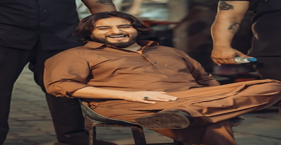 पुरानी धुनों की लोकप्रियता पर खान साब बोले - बेहतर म्यूजिक समय की सीमाओं को पार कर हर पीढ़ी से जुड़ जाता है