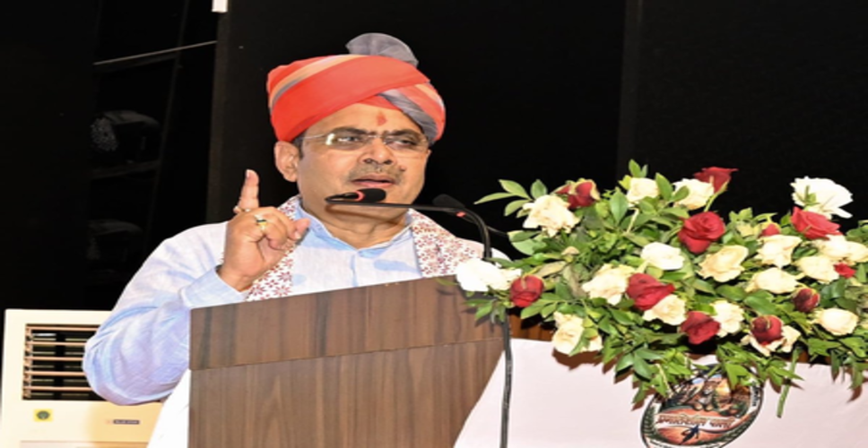 पाली में ग्रामीण सेवा शिविर पहुंचे मुख्यमंत्री भजनलाल शर्मा, लाभार्थियों से संवाद कर योजनाओं की जमीनी स्थिति जानी