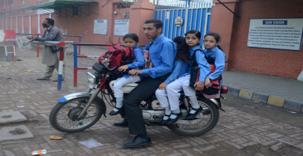 दक्षिण एशिया में साक्षरता के मामले में पाकिस्तान सबसे निचले पायदान पर: रिपोर्ट