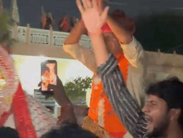 सांगानेर का वार्ड 49 बना हॉट सीट, वीडियो में जाने BJP के मुकेश शर्मा ‘काका’ और कांग्रेस के धर्मसिंह सिंघानिया में सीधा मुकाबला
