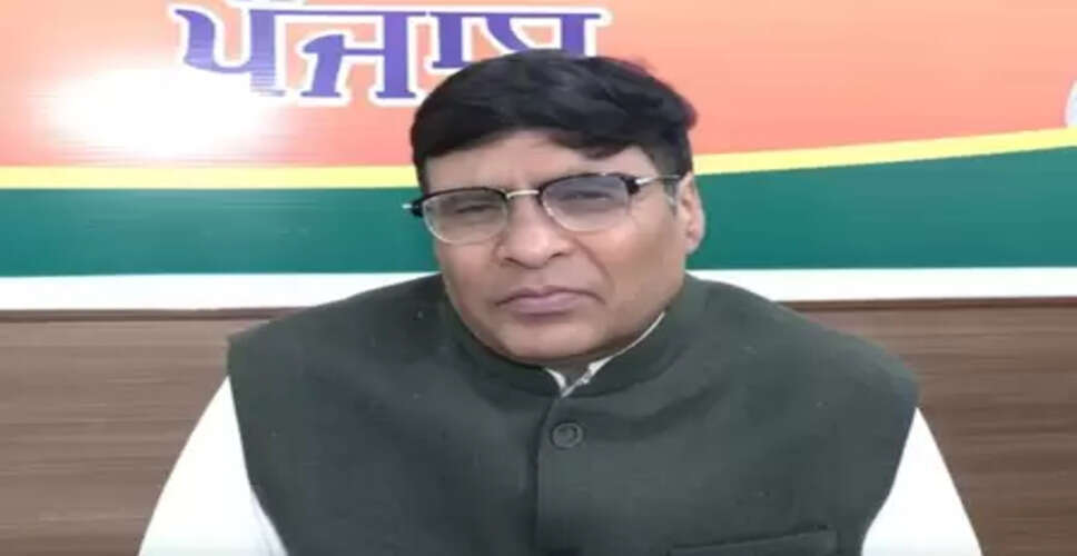 पंजाब: चुनाव आयोग से मिले भाजपा नेता, आप और कांग्रेस पर लगाए गंभीर आरोप