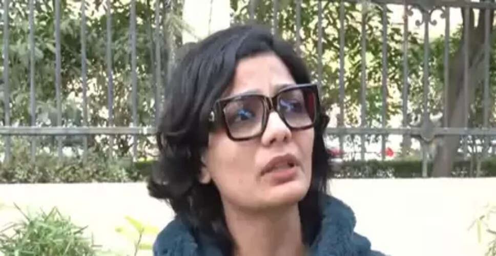 'मैं सूली पर चढ़ जाऊंगी', नेहा सिंह राठौर का पुलिस पर फूटा गुस्सा